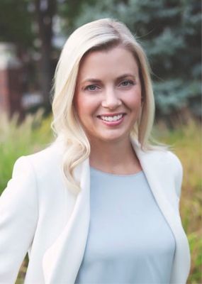 Portrait photo of Lauren Pugliese