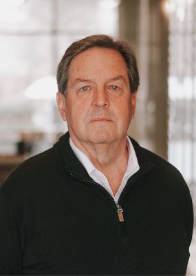 Portrait photo of Scott Lawson